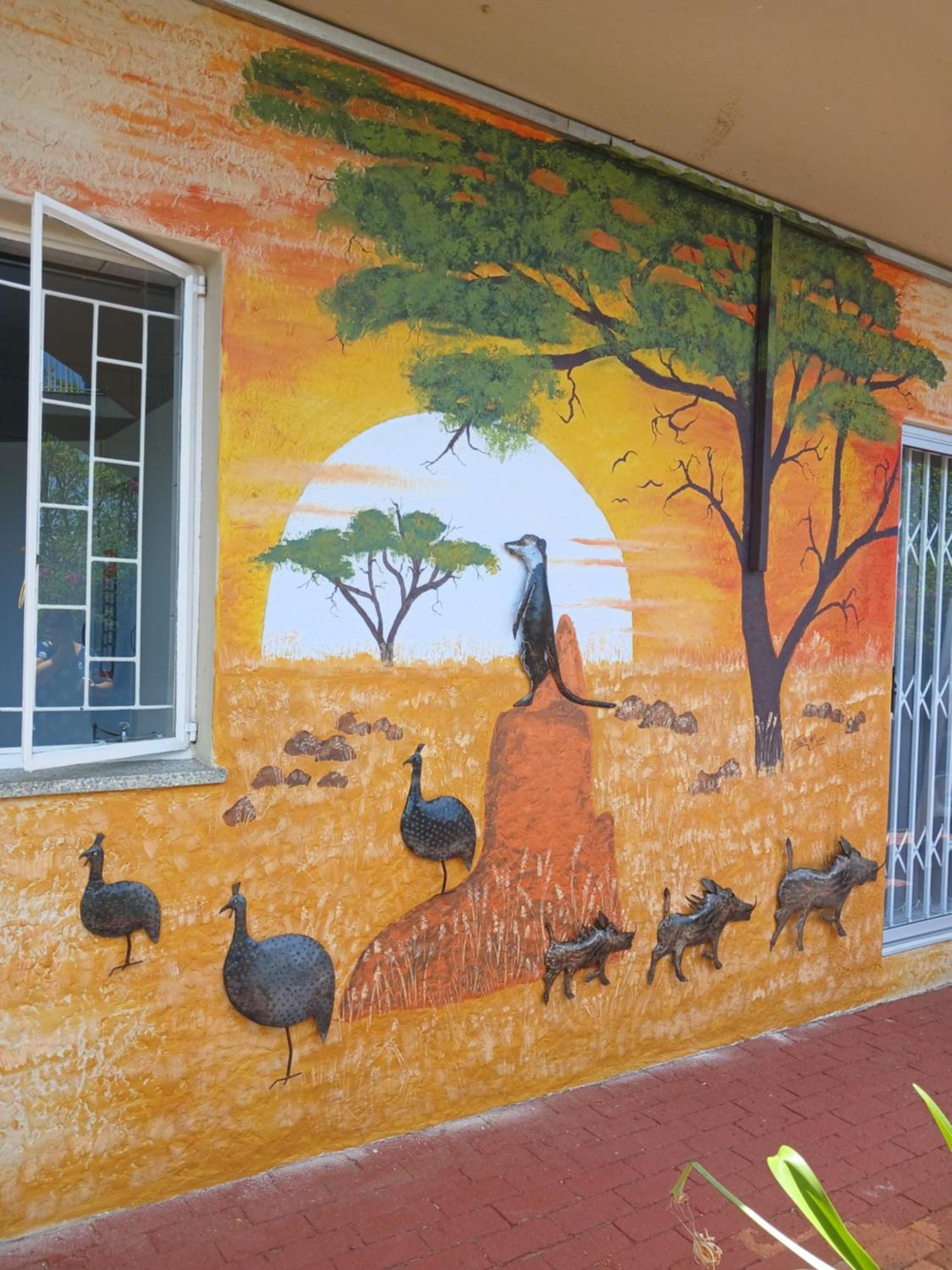 John-Lou'S One-Bedroom Apartment Windhoek Exterior photo