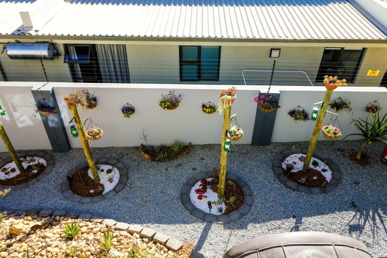 John-Lou'S One-Bedroom Apartment Windhoek Exterior photo